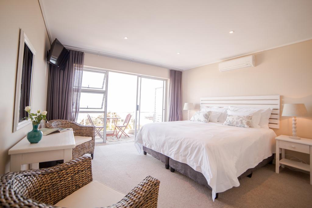 Finchley Guesthouse In Camps Bay Cidade Do Cabo Exterior foto