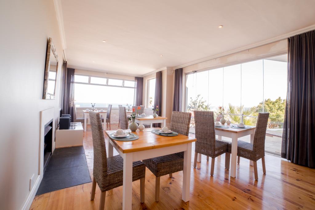 Finchley Guesthouse In Camps Bay Cidade Do Cabo Exterior foto