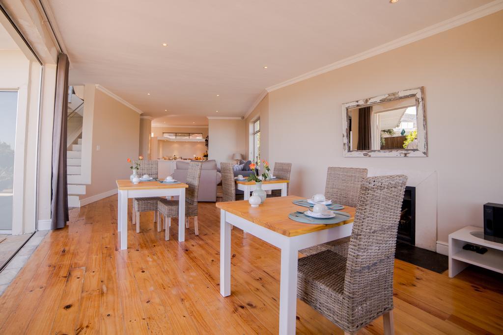 Finchley Guesthouse In Camps Bay Cidade Do Cabo Exterior foto