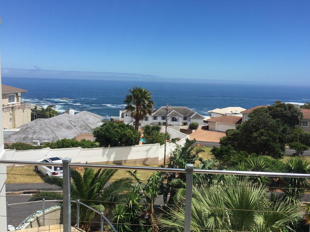 Finchley Guesthouse In Camps Bay Cidade Do Cabo Exterior foto