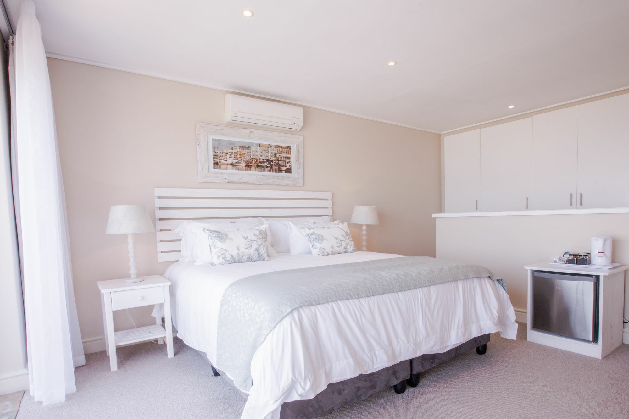 Finchley Guesthouse In Camps Bay Cidade Do Cabo Exterior foto