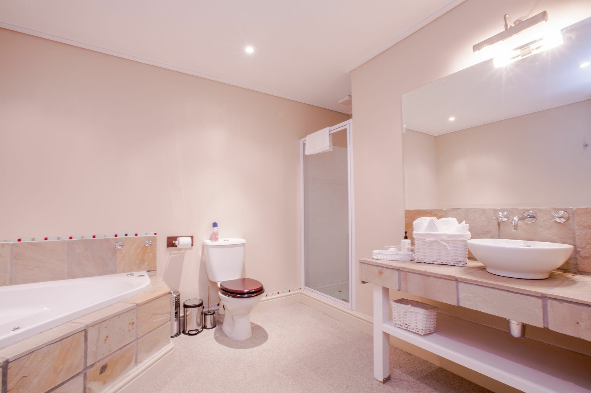 Finchley Guesthouse In Camps Bay Cidade Do Cabo Exterior foto