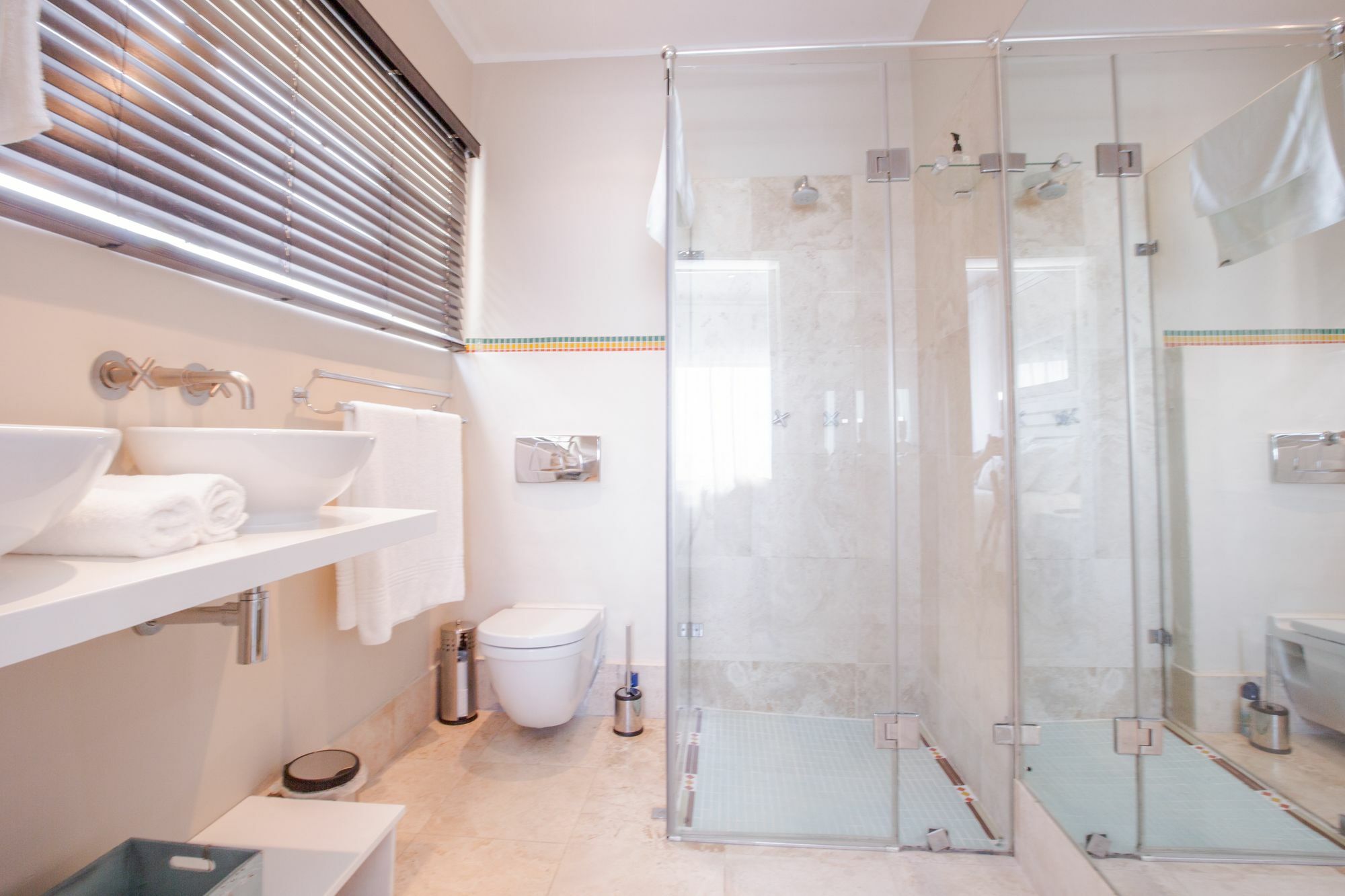 Finchley Guesthouse In Camps Bay Cidade Do Cabo Exterior foto